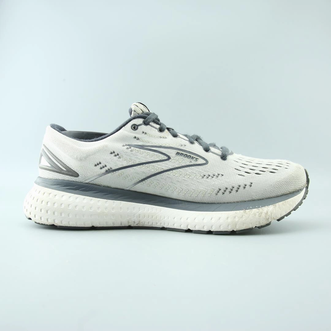 BROOKS GLYCERIN 19 performance running shoe visuals