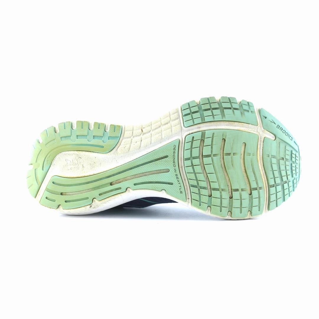BROOKS GLYCERIN 19 performance running shoe visuals