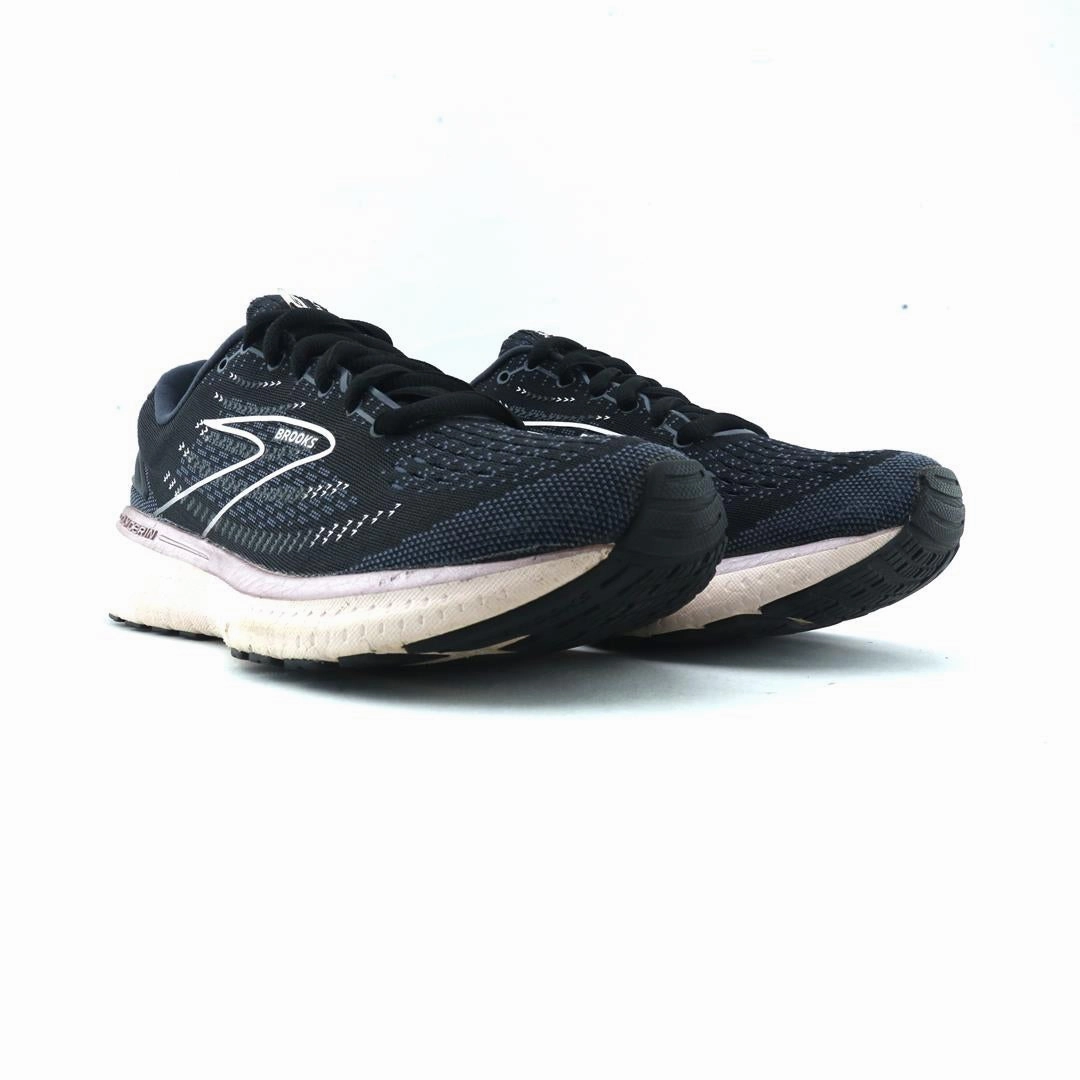 BROOKS GLYCERIN 19 performance running shoe visuals