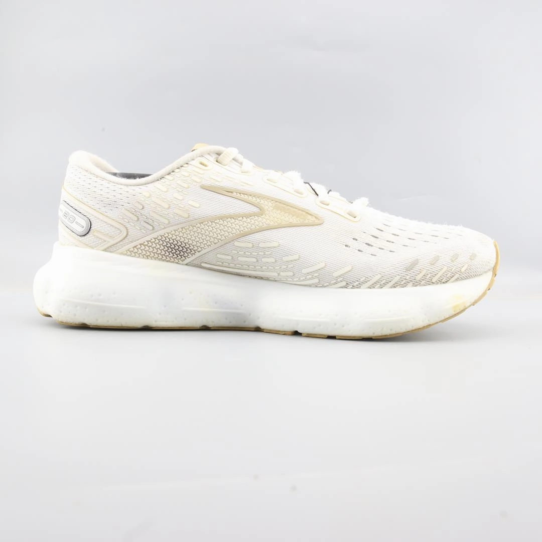 BROOKS GLYCERIN 20 Brooks running footwear shots