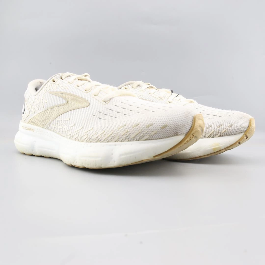 BROOKS GLYCERIN 20 Brooks running footwear shots
