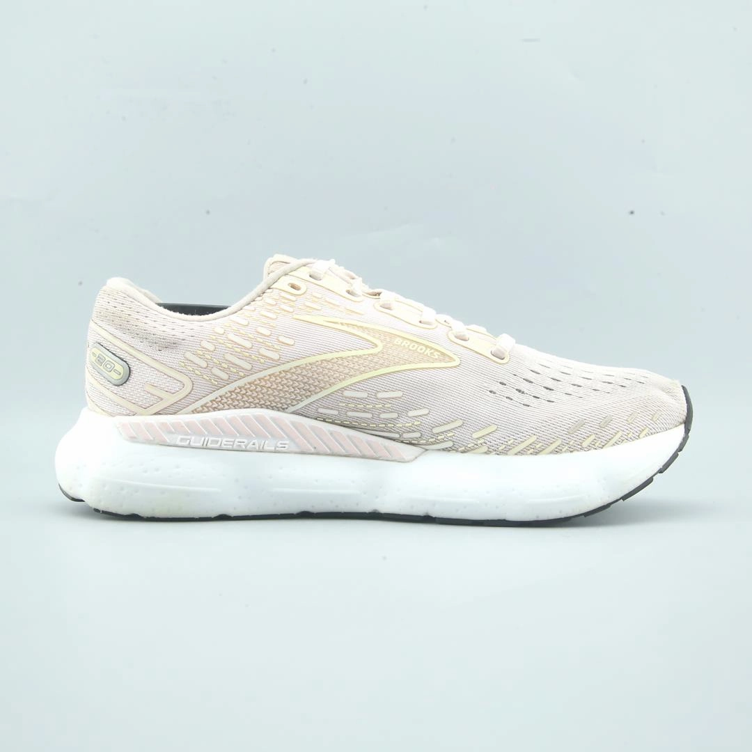 BROOKS GLYCERIN 20 lightweight running shoe photos