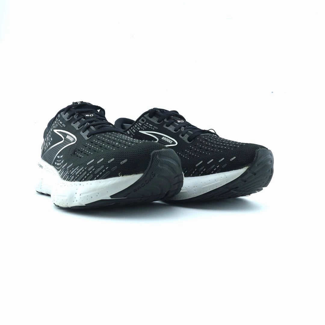 BROOKS GLYCERIN 20 performance running shoe visuals