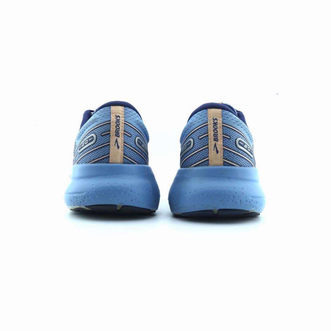 BROOKS GLYCERIN 20 performance running shoe visuals