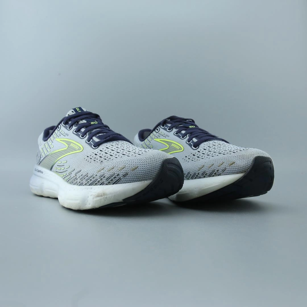 BROOKS GLYCERIN 20 performance running shoe visuals