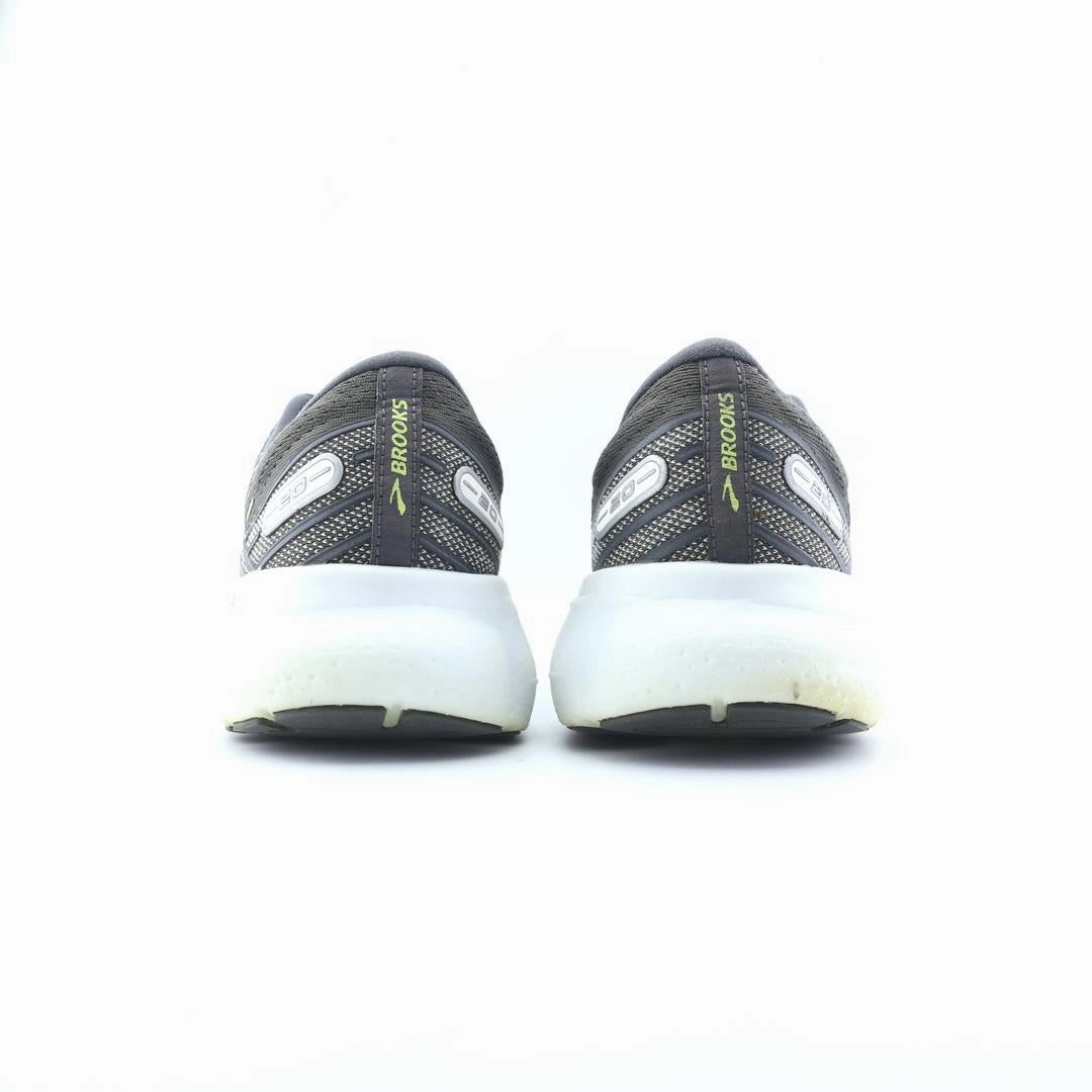 BROOKS GLYCERIN 20 performance running shoe visuals