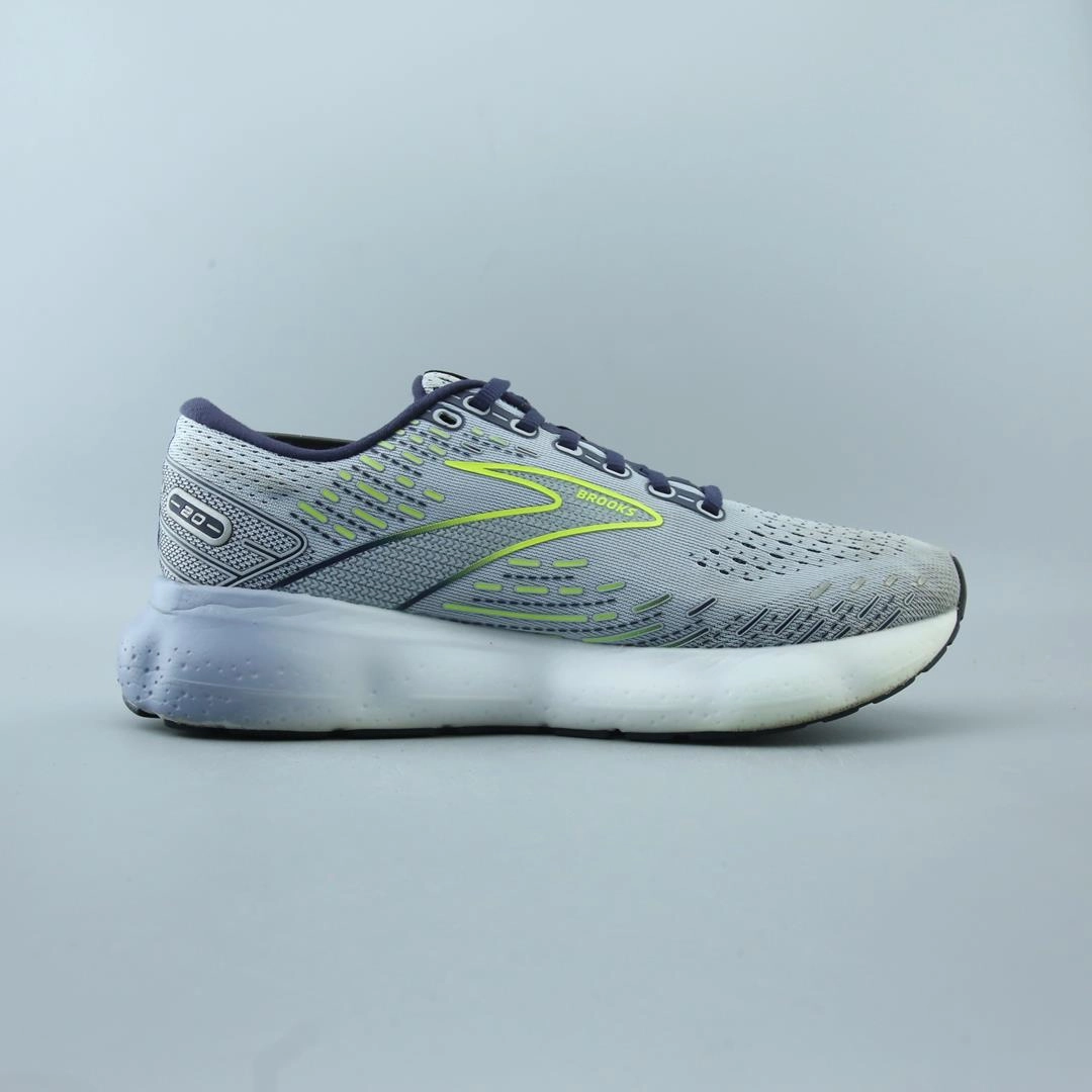BROOKS GLYCERIN 20 performance running shoe visuals