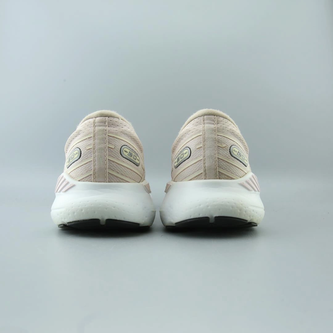 BROOKS GLYCERIN GTS 20 performance running shoe visuals