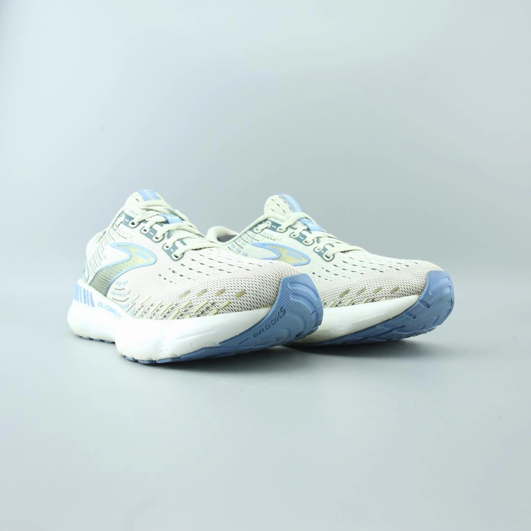 BROOKS GLYCERIN GTS 20 performance running shoe visuals