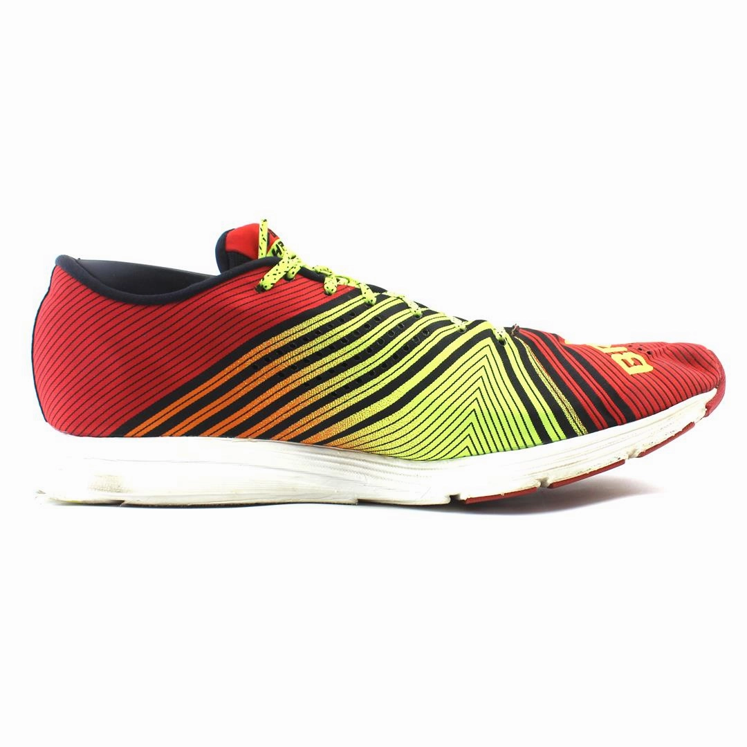 BROOKS HYPERION Brooks running footwear shots