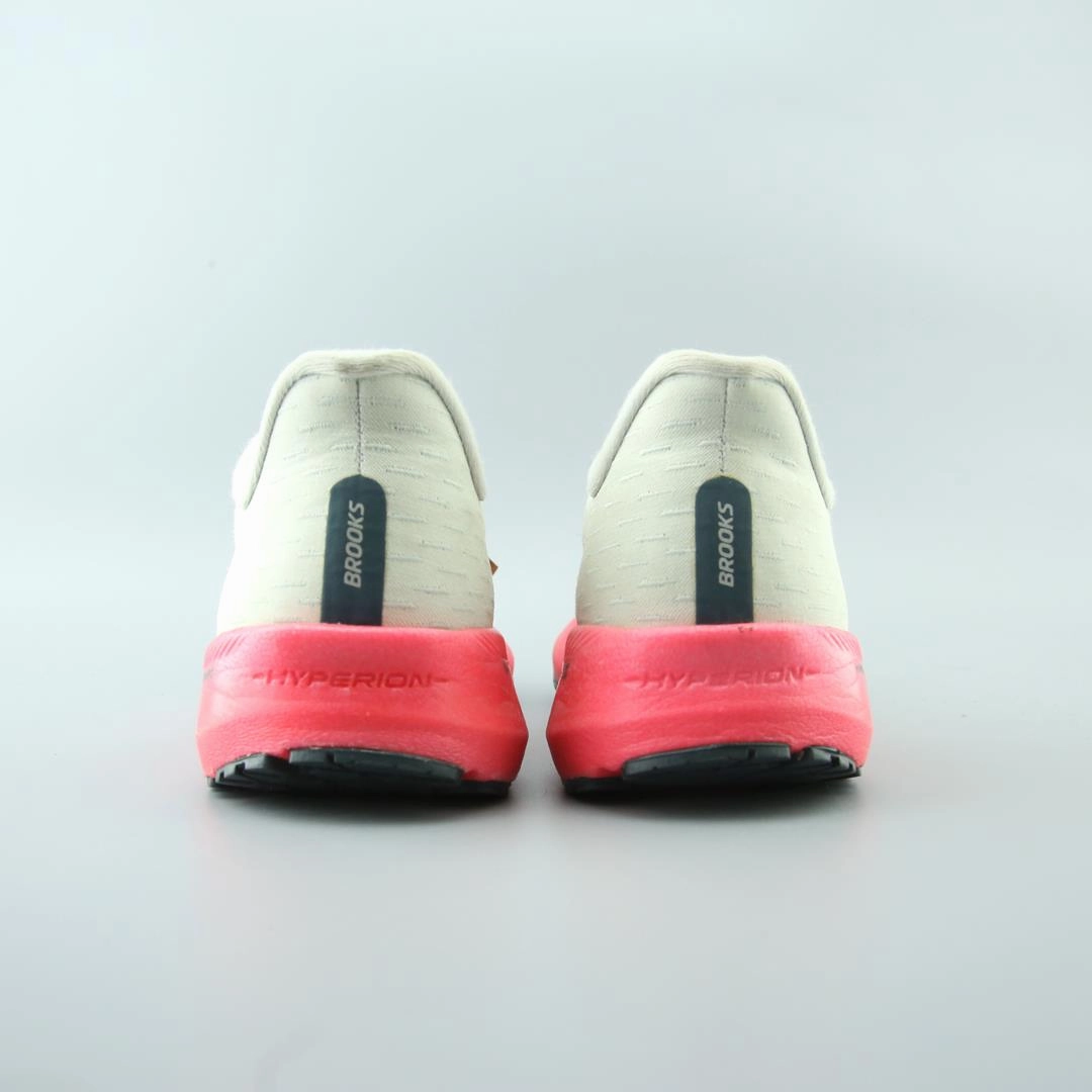 BROOKS HYPERION TEMPO 1 performance running shoe visuals