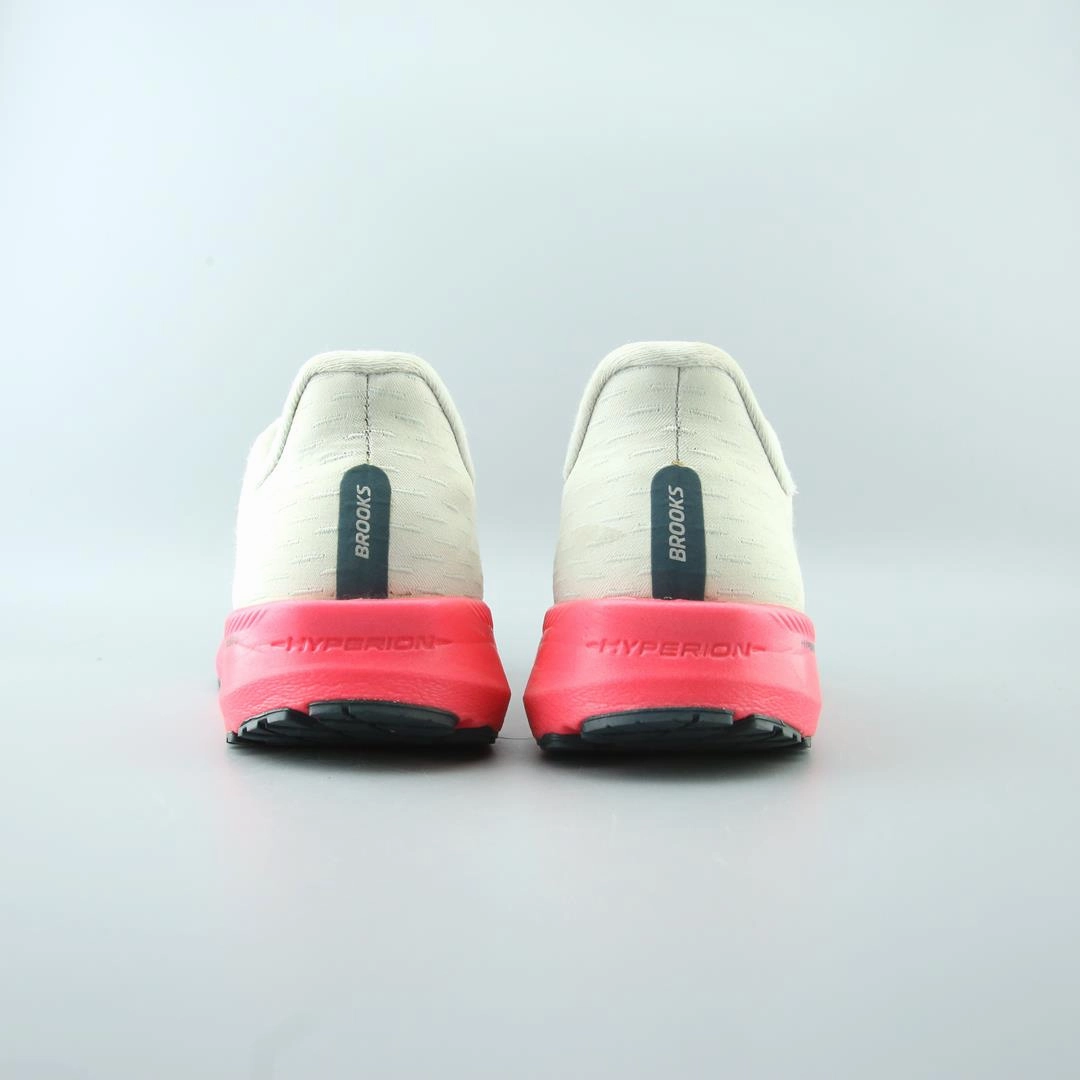 BROOKS HYPERION TEMPO performance running shoe visuals