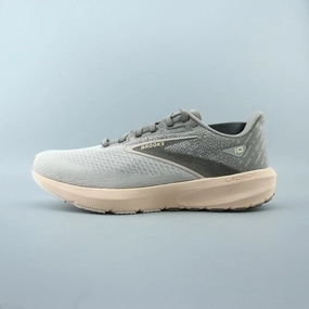 BROOKS LAUNCH 10 Brooks durable running sneaker designs