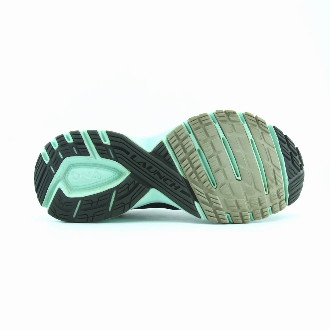 BROOKS LAUNCH 4 lightweight running shoe photos