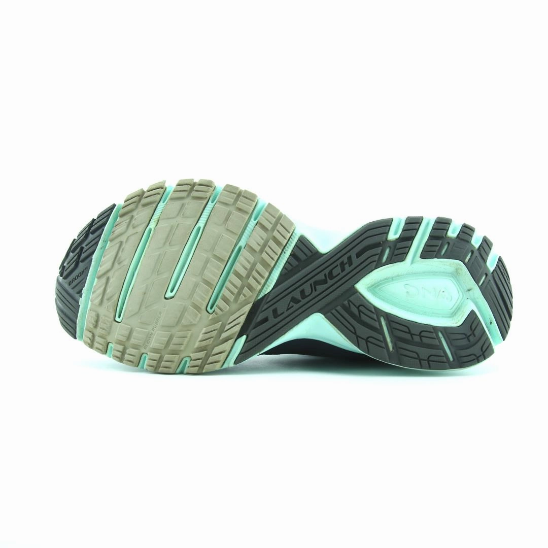 BROOKS LAUNCH 4 lightweight running shoe photos