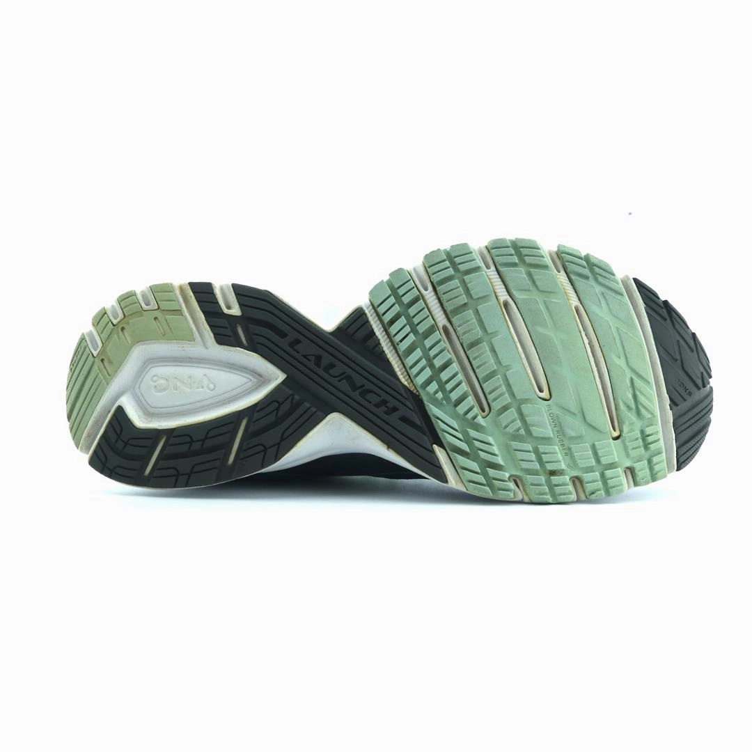 BROOKS LAUNCH 4 performance running shoe visuals