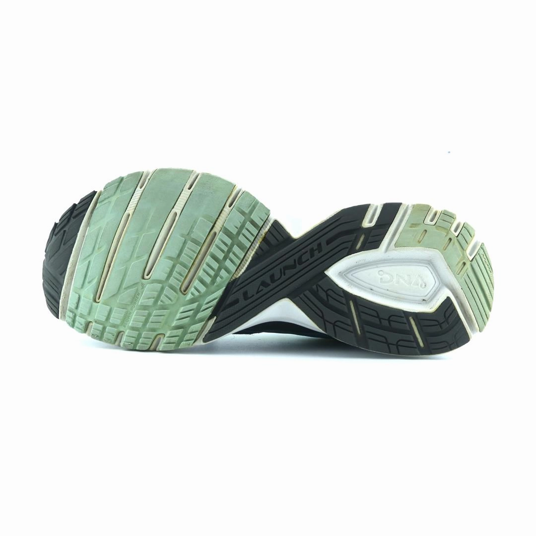 BROOKS LAUNCH 4 performance running shoe visuals