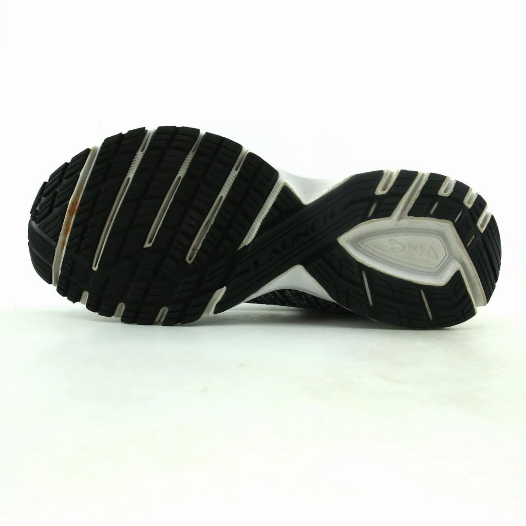 BROOKS LAUNCH 5 Brooks running footwear shots