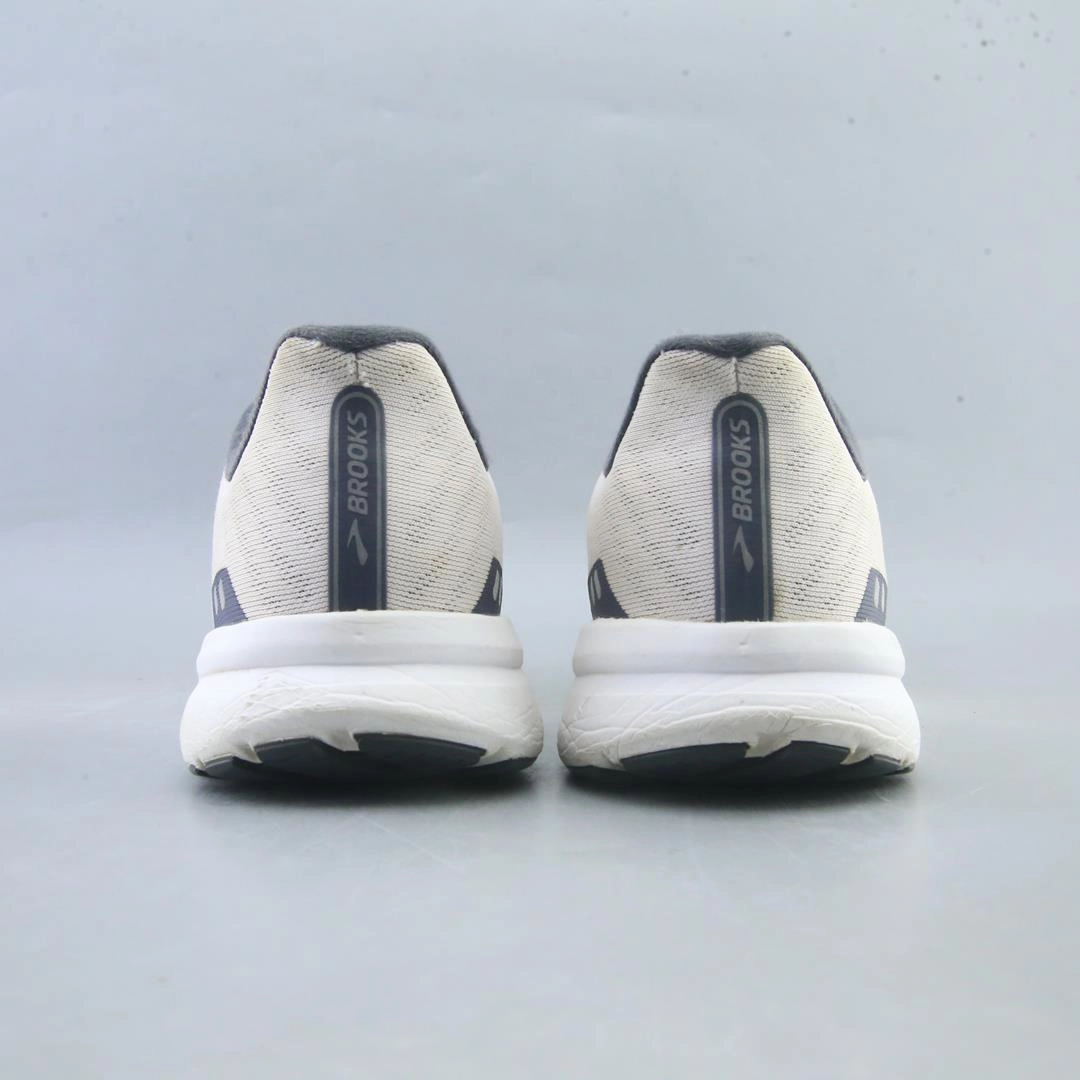 BROOKS LAUNCH 8 athletic Brooks shoe snapshots