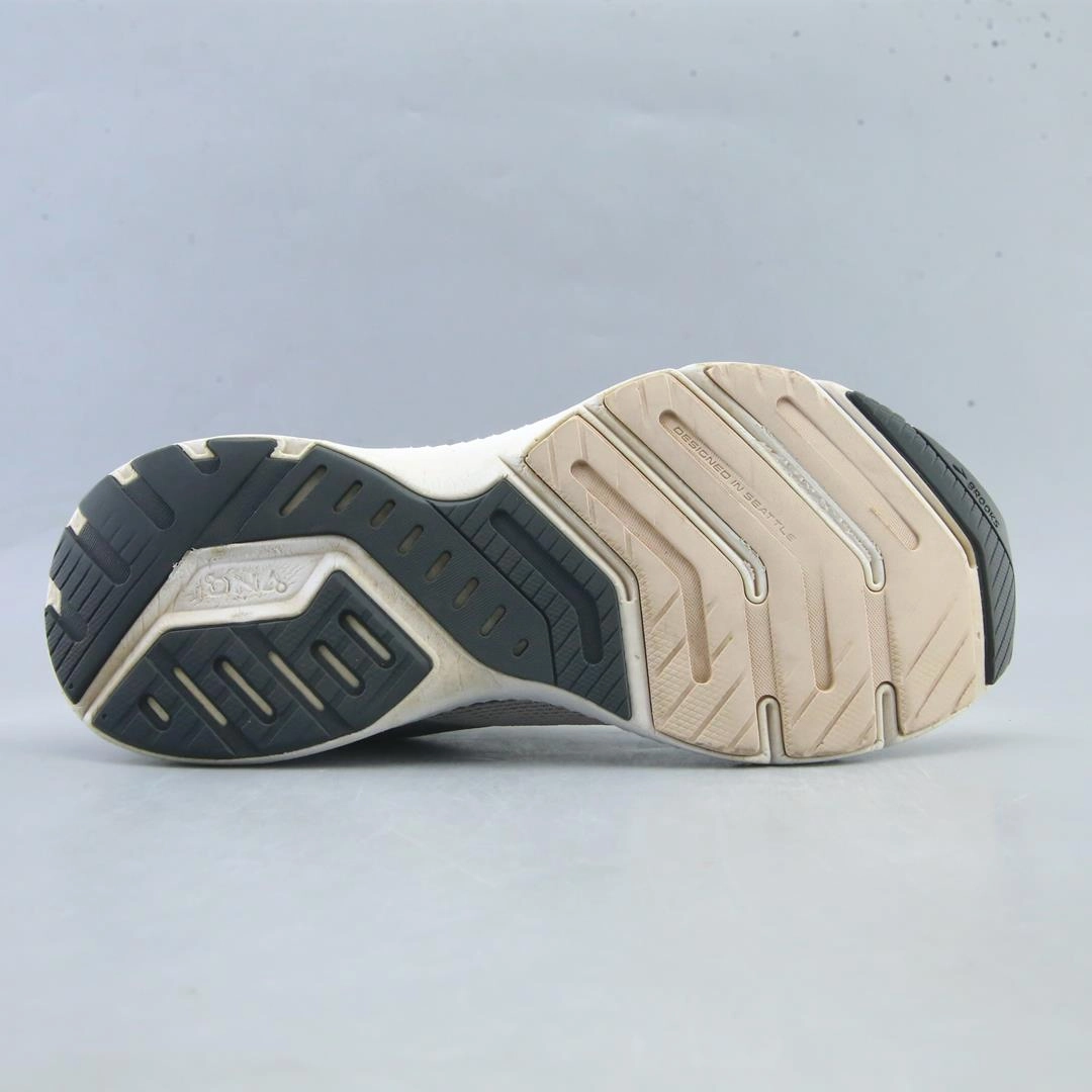 BROOKS LAUNCH 8 athletic Brooks shoe snapshots
