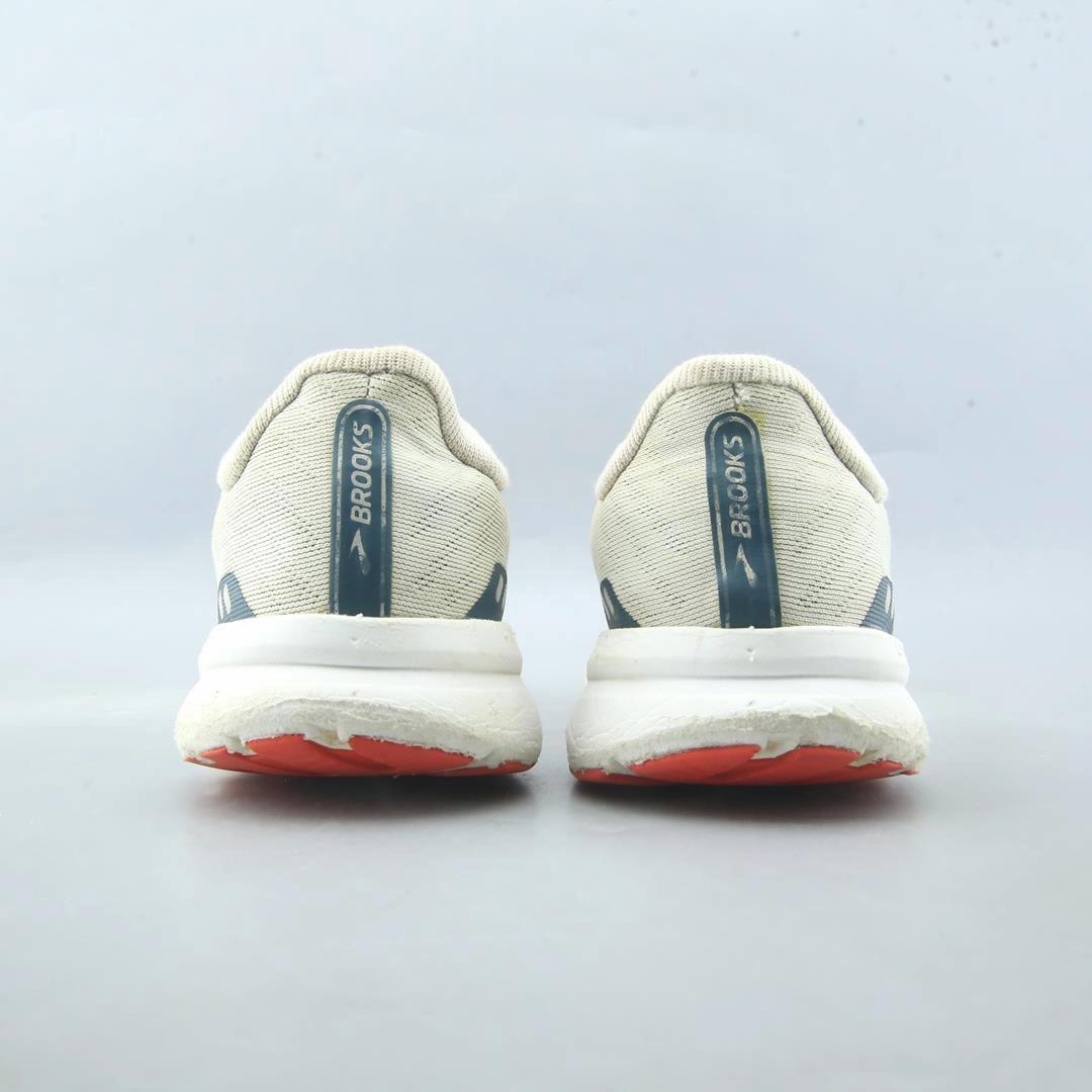 BROOKS LAUNCH 8 athletic Brooks shoe snapshots