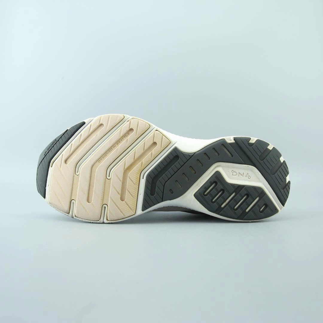 BROOKS LAUNCH 8 Brooks trainer design images
