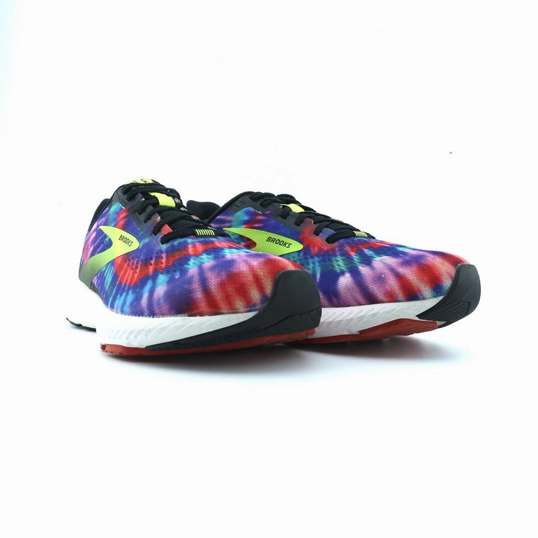 BROOKS LAUNCH 8 performance running shoe visuals