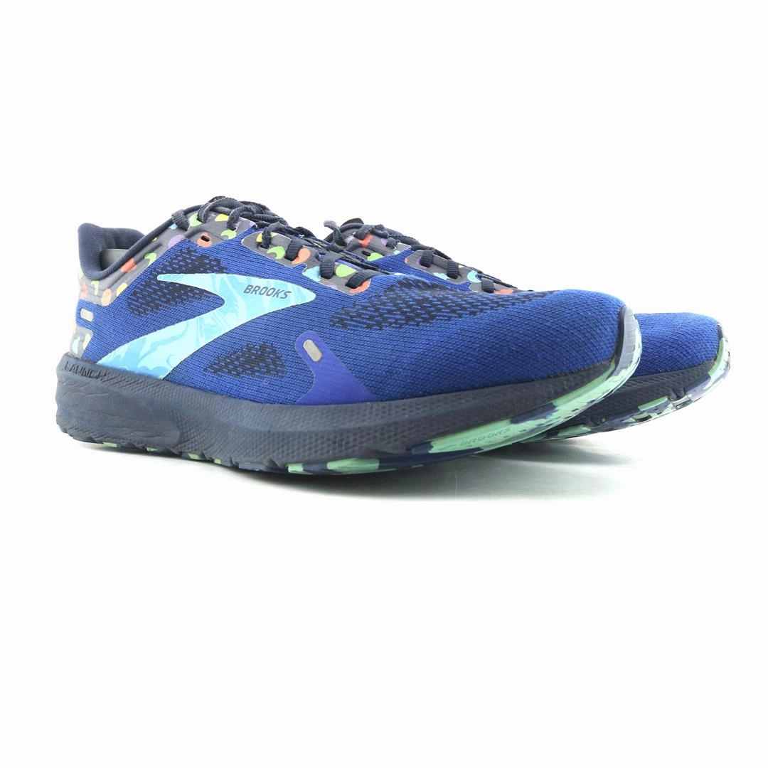 BROOKS LAUNCH  9 Brooks trainer design images