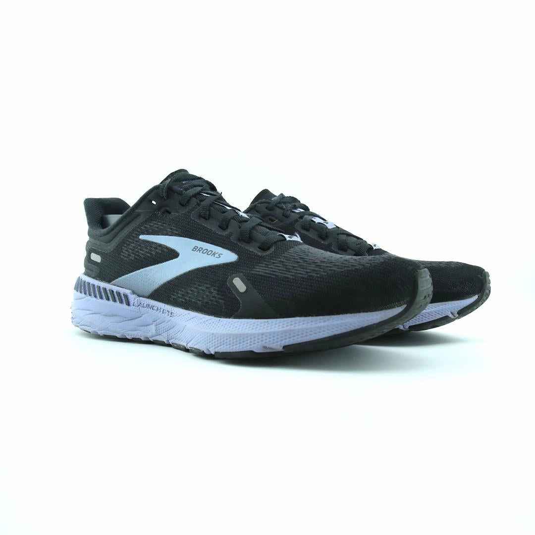 BROOKS LAUNCH 9 lightweight running shoe photos