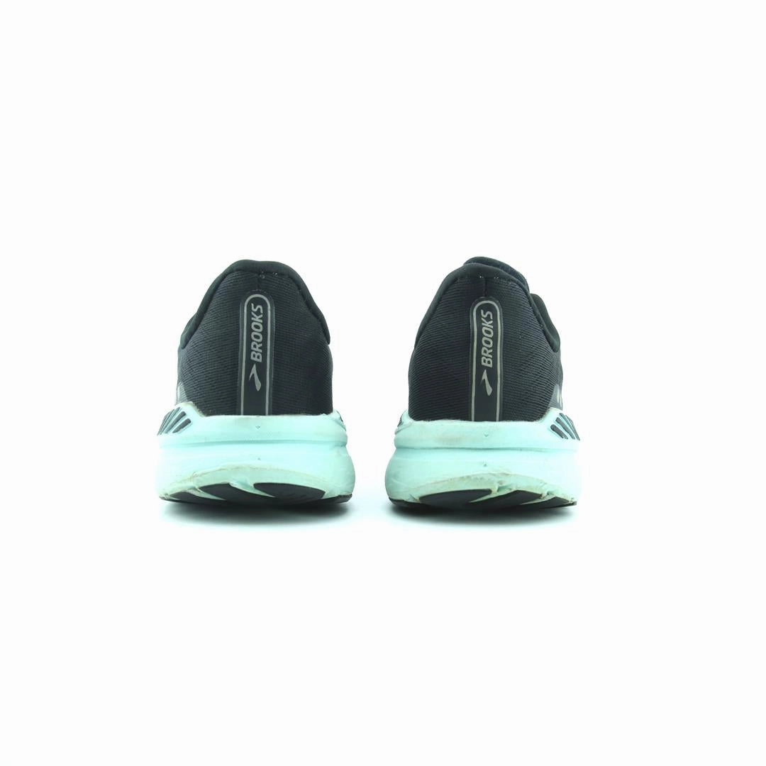 BROOKS LAUNCH GTS 8 Brooks trainer design images