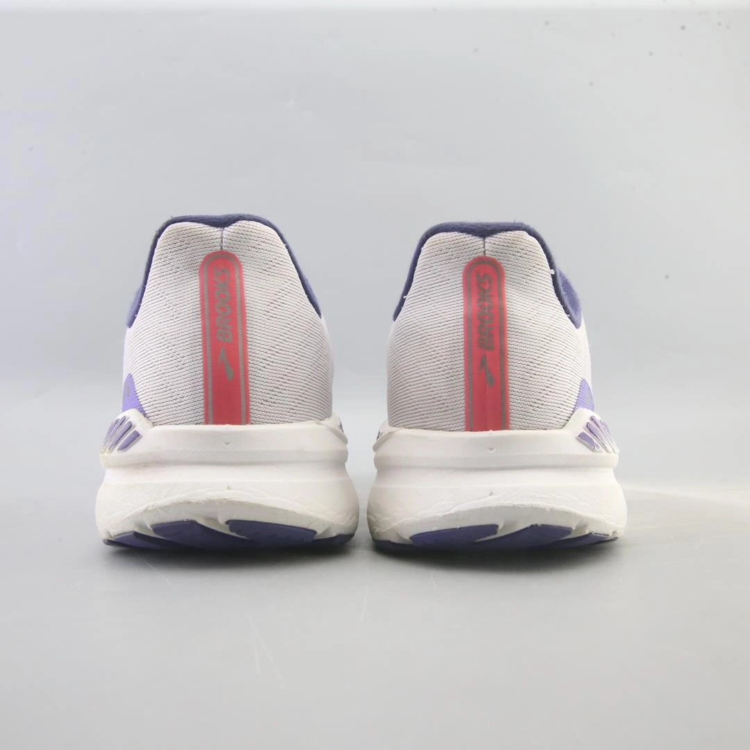 BROOKS LAUNCH GTS 8 lightweight running shoe photos