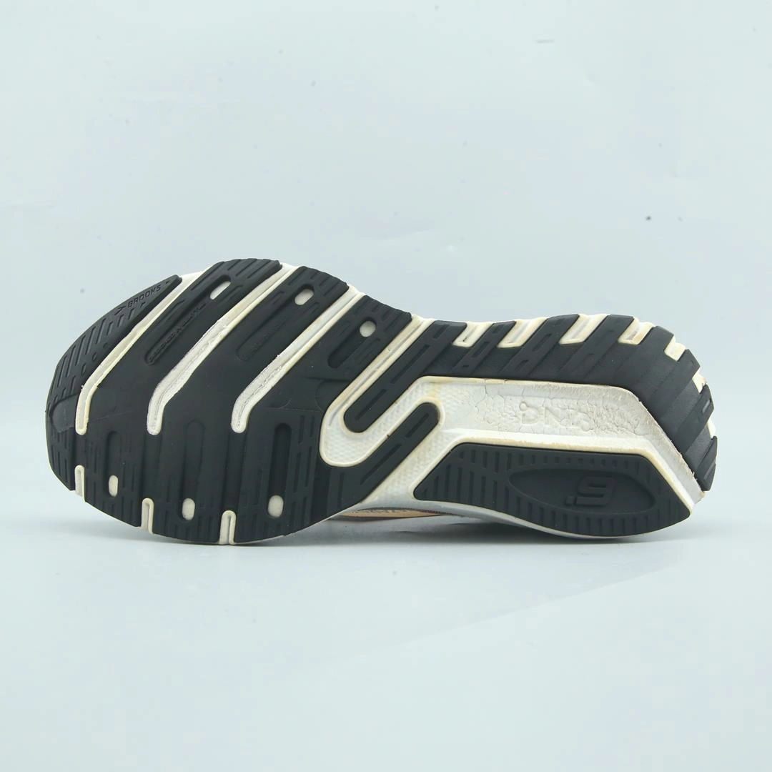 BROOKS LAUNCH GTS 9 Brooks trainer design images