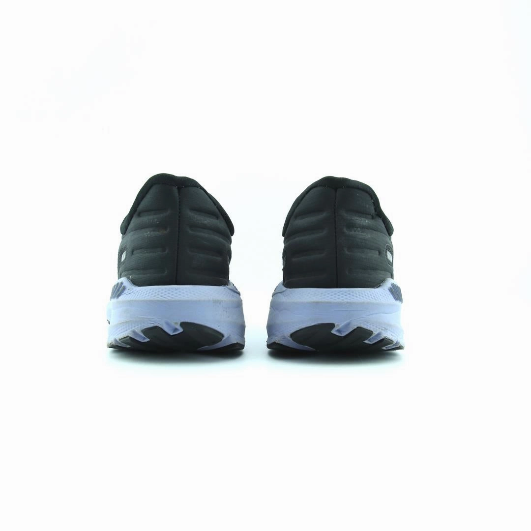 BROOKS LAUNCH GTS 9 Brooks trainer design images