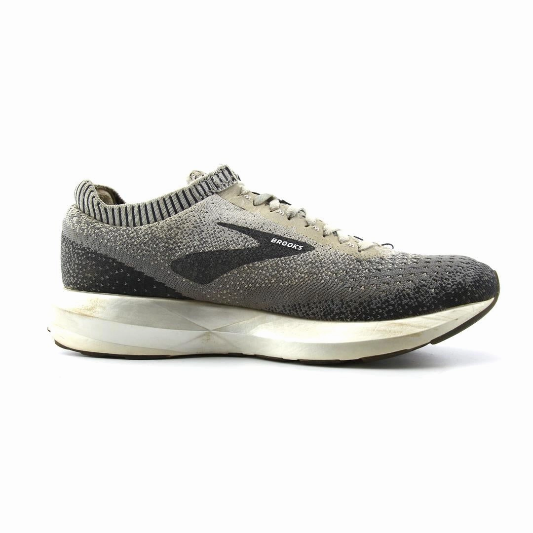 BROOKS LEVITATE 2 athletic Brooks shoe snapshots