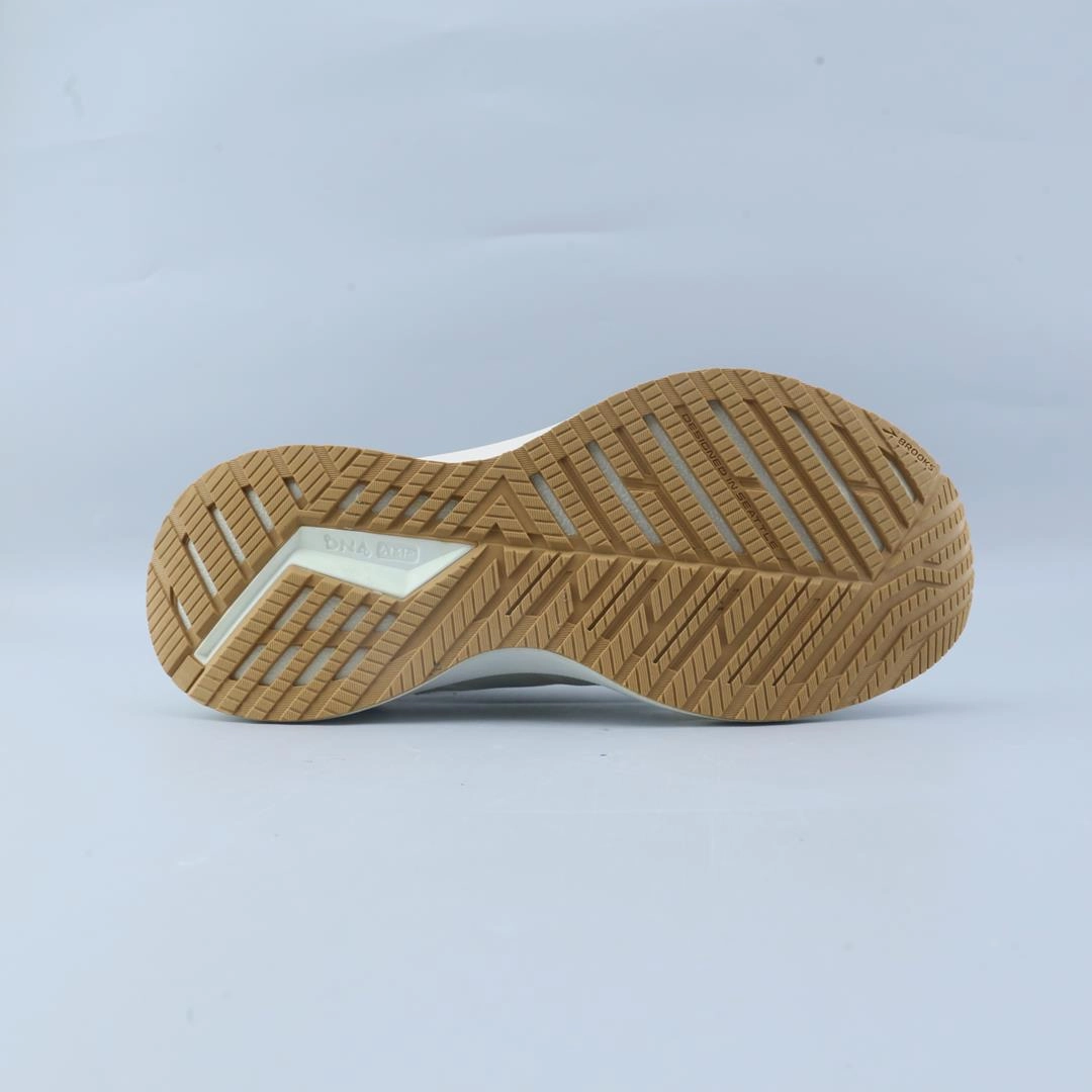 BROOKS LEVITATE 4 Brooks trainer design images