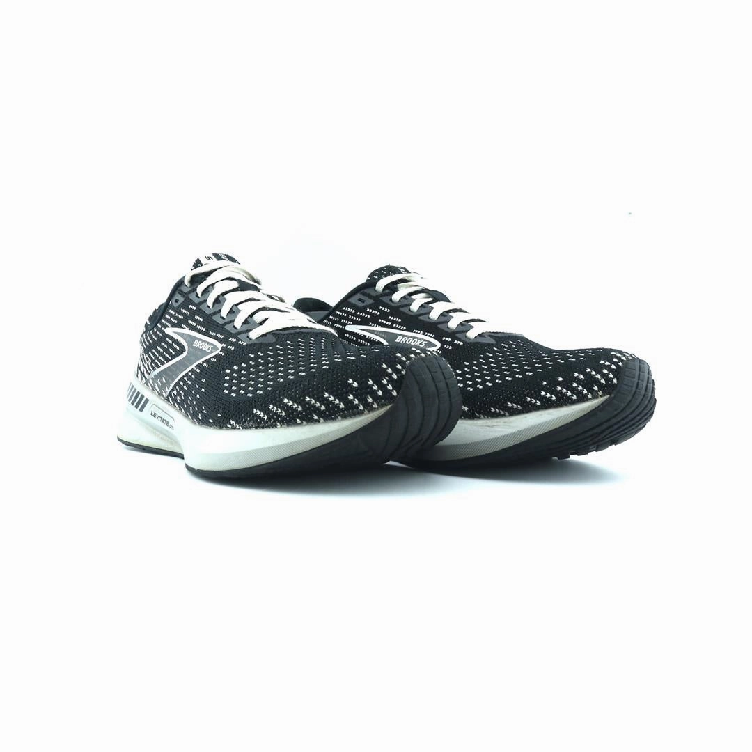 BROOKS LEVITATE GTS 5 performance running shoe visuals