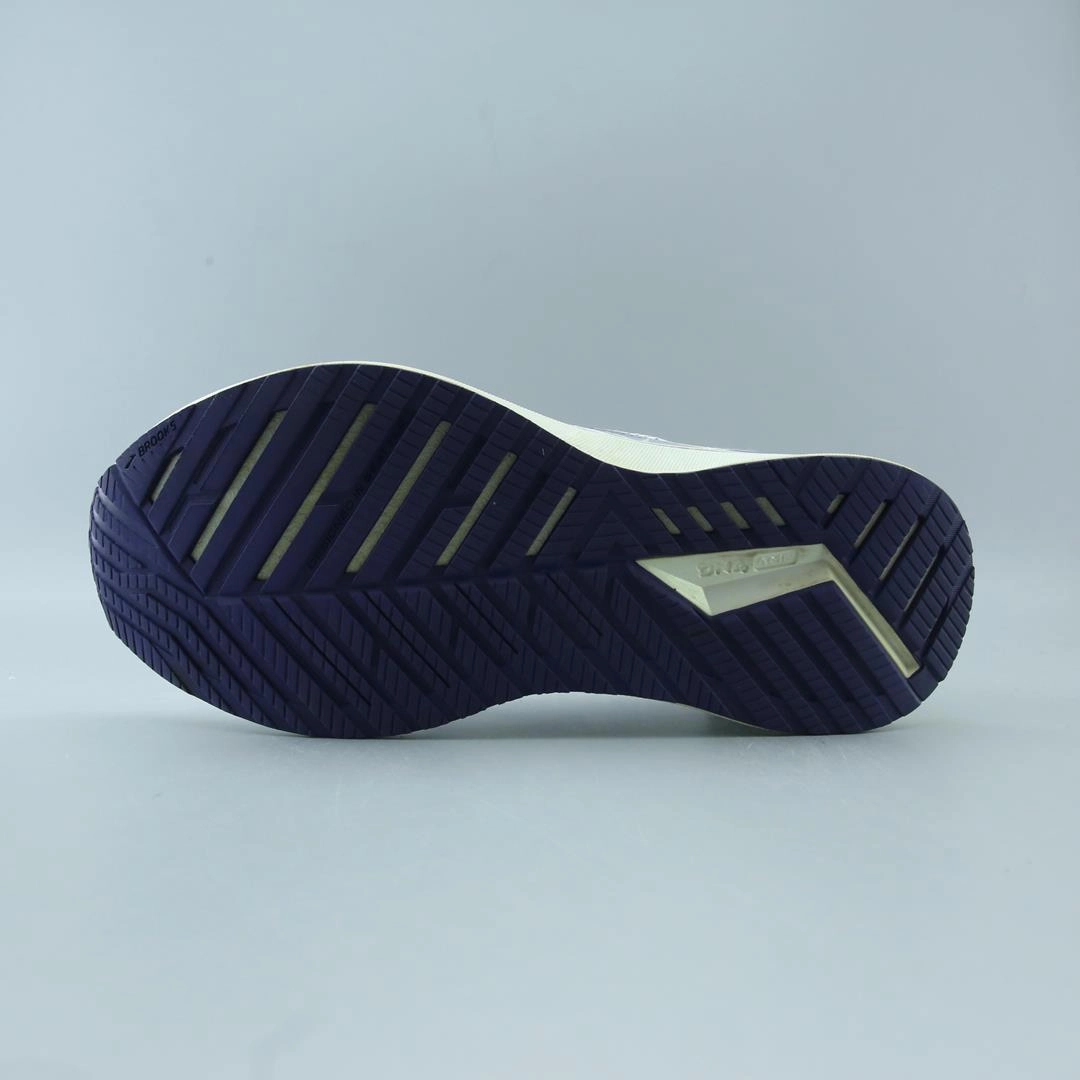 BROOKS LEVITATE GTS 5 performance running shoe visuals