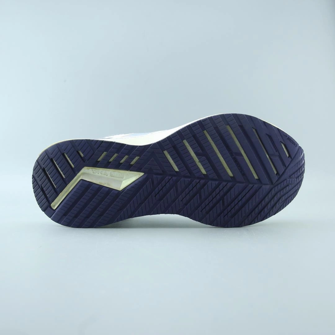 BROOKS LEVITATE GTS 5 performance running shoe visuals