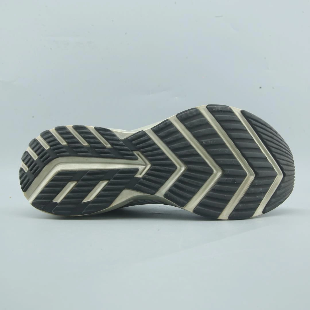 BROOKS LEVITATE lightweight running shoe photos