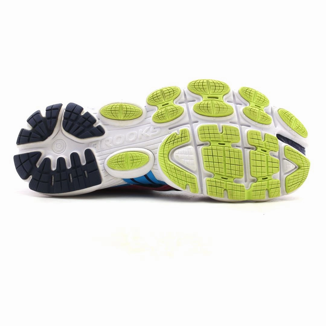 BROOKS PURE CADENCE 3 Brooks running footwear shots