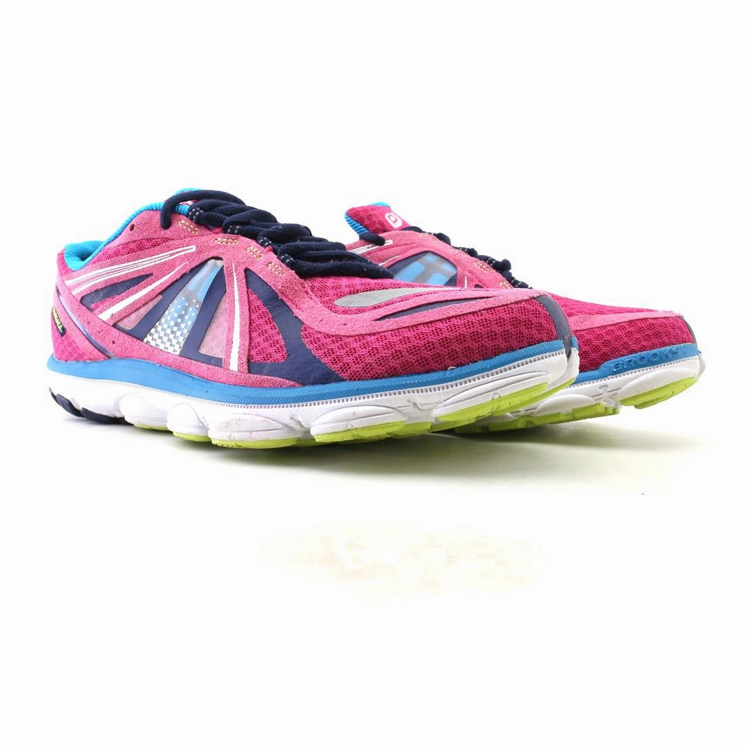 BROOKS PURE CADENCE 3 Brooks running footwear shots