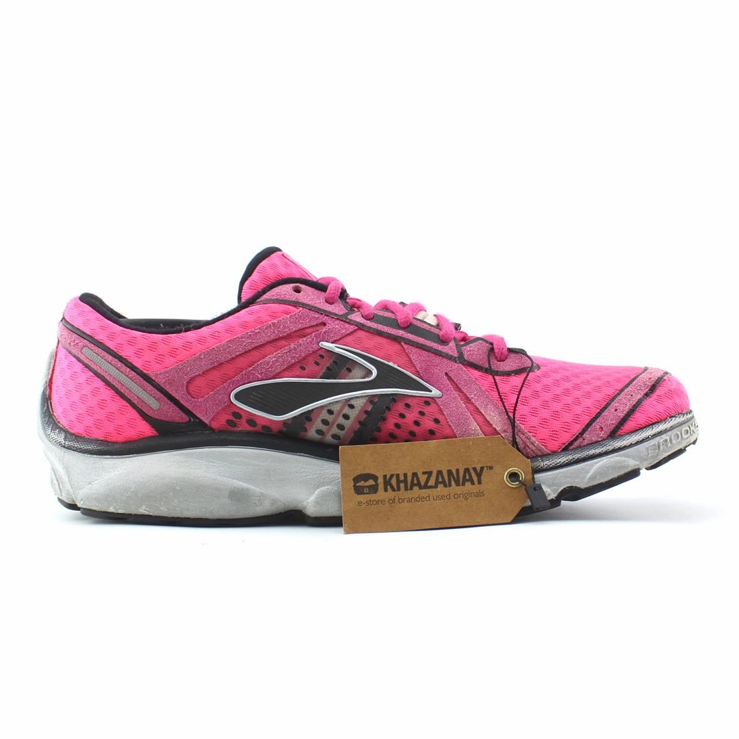 BROOKS PURE CADENCE Brooks running footwear shots