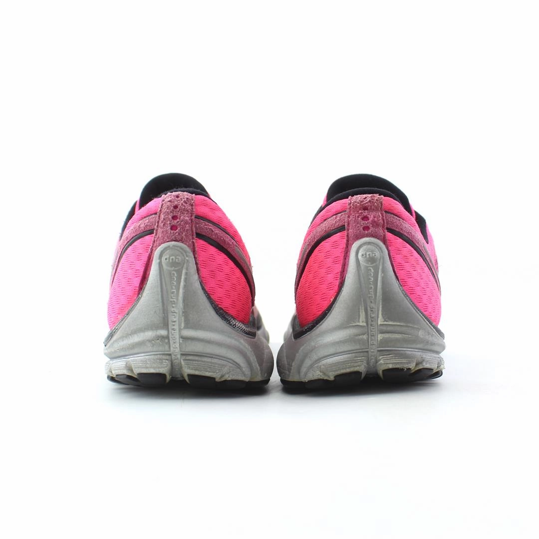 BROOKS PURE CADENCE Brooks running footwear shots