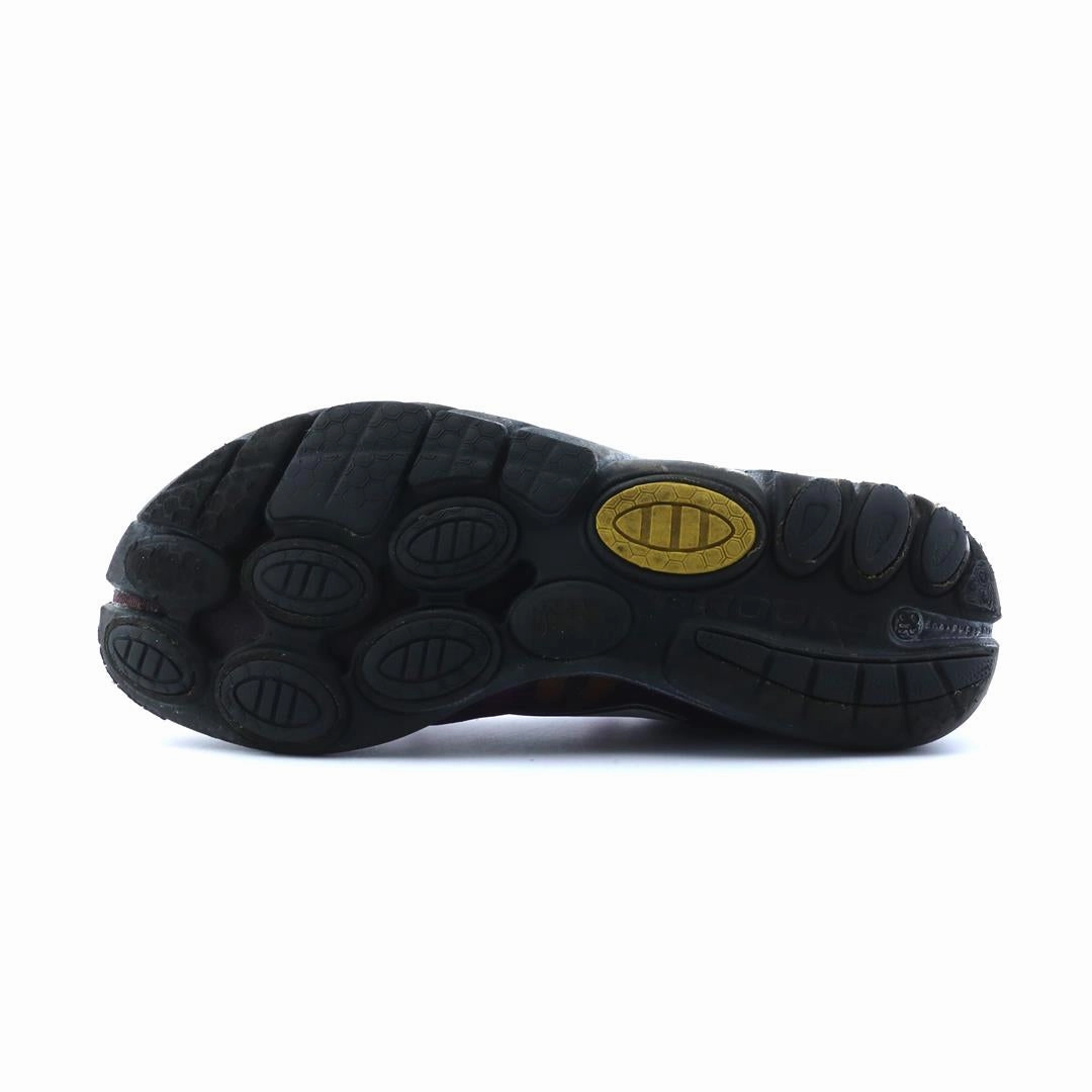 BROOKS PURE CONNECT 1 performance running shoe visuals