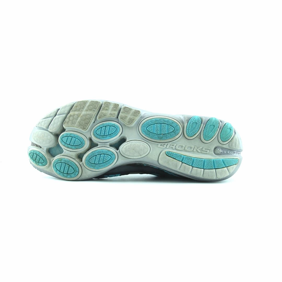 BROOKS PURE CONNECT Brooks trainer design images