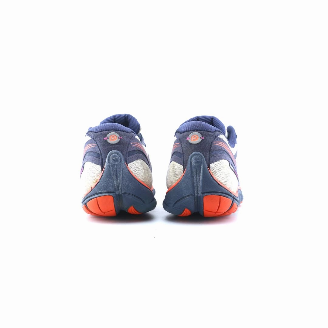BROOKS PURE CONNECT performance running shoe visuals