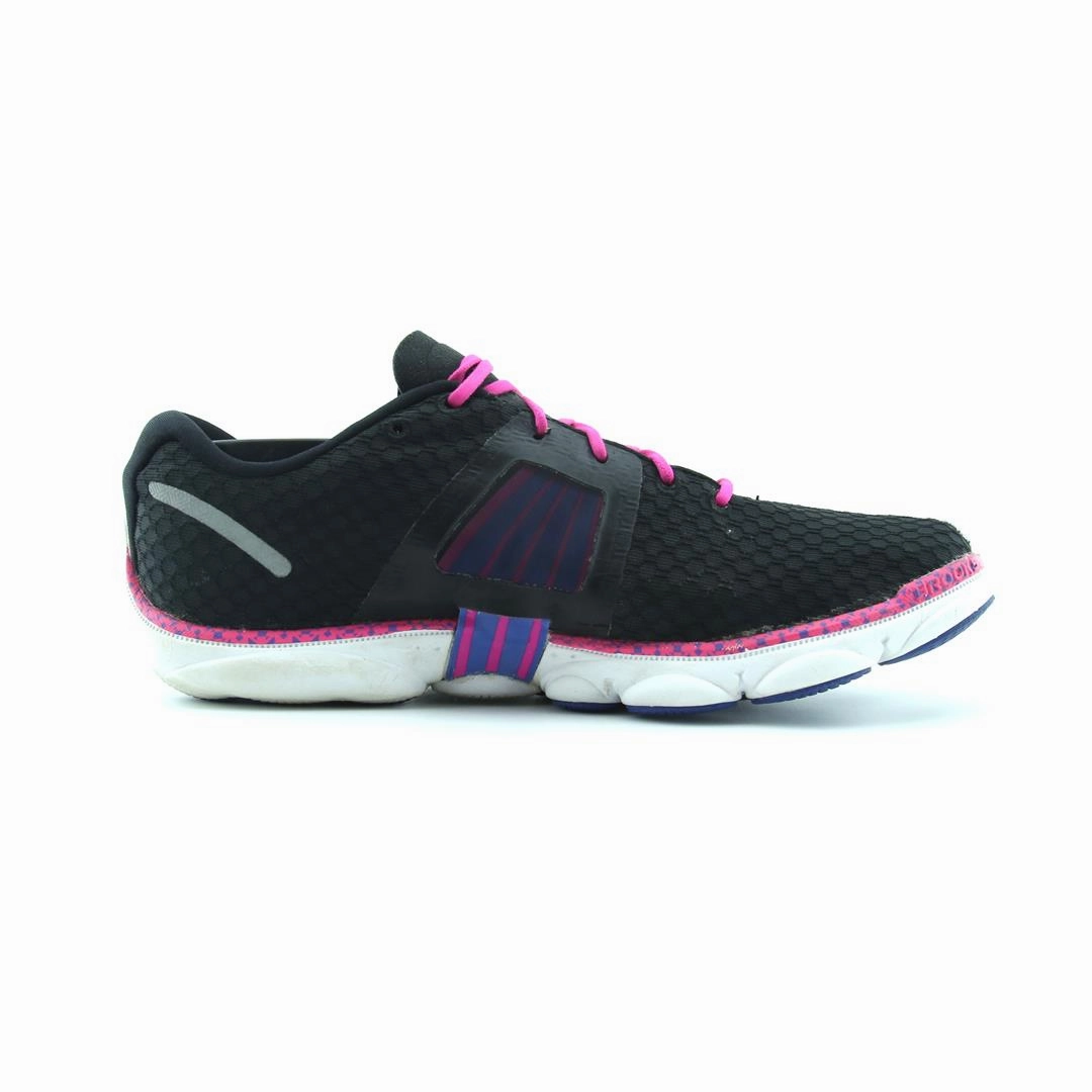 BROOKS PURECONNECT 4 Brooks trainer design images