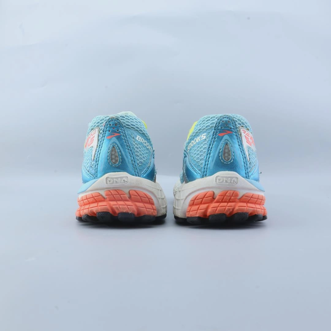 BROOKS RAVENNA 5 Brooks trainer design images