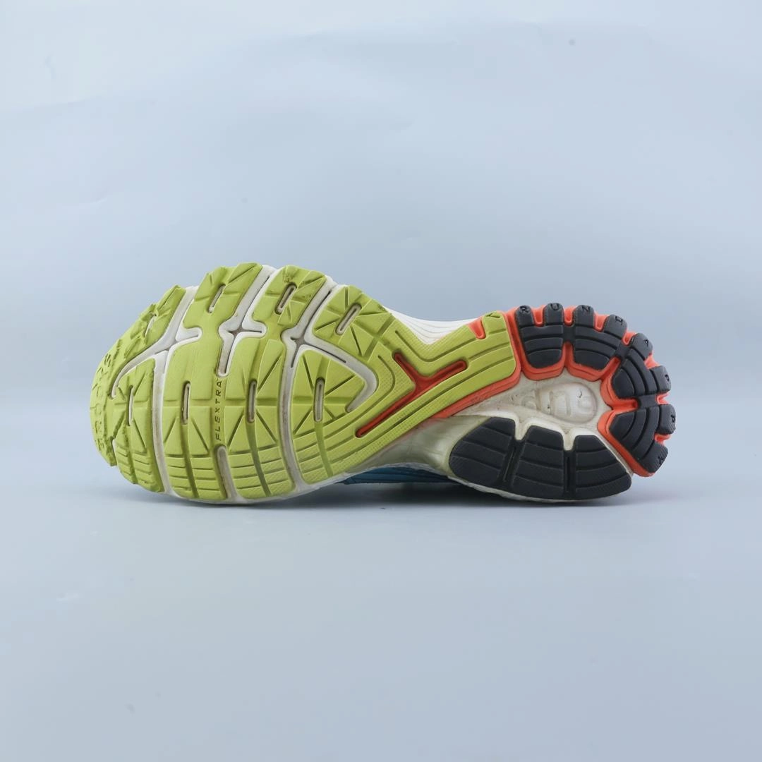 BROOKS RAVENNA 5 Brooks trainer design images