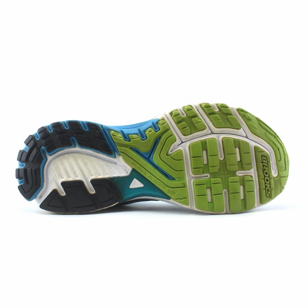 BROOKS RAVENNA 7 Brooks running footwear shots